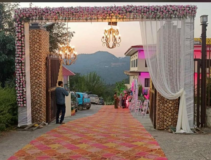 Nakshatra Resort Kunihar Kültér fotó
