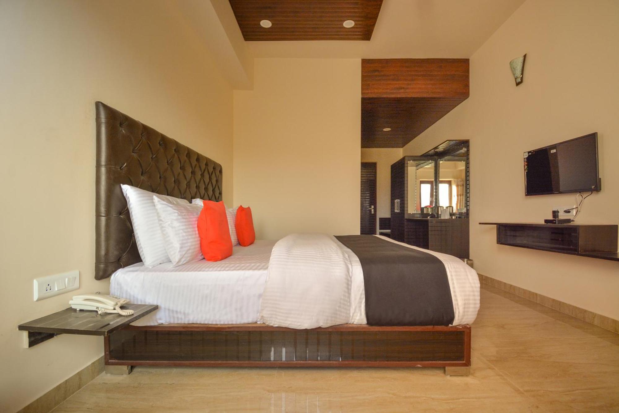 Nakshatra Resort Kunihar Kültér fotó