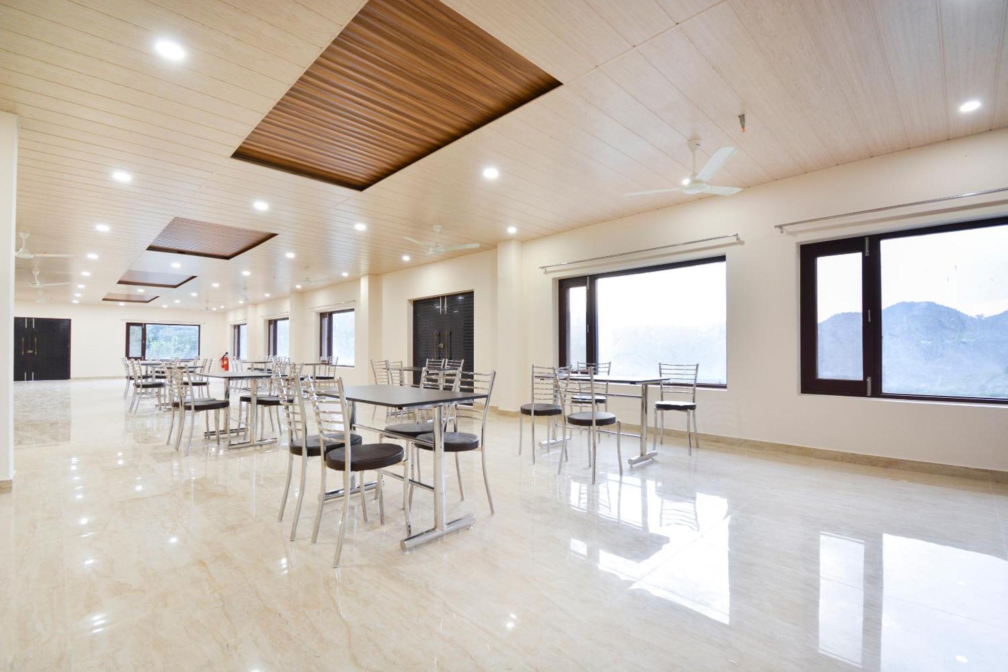 Nakshatra Resort Kunihar Kültér fotó