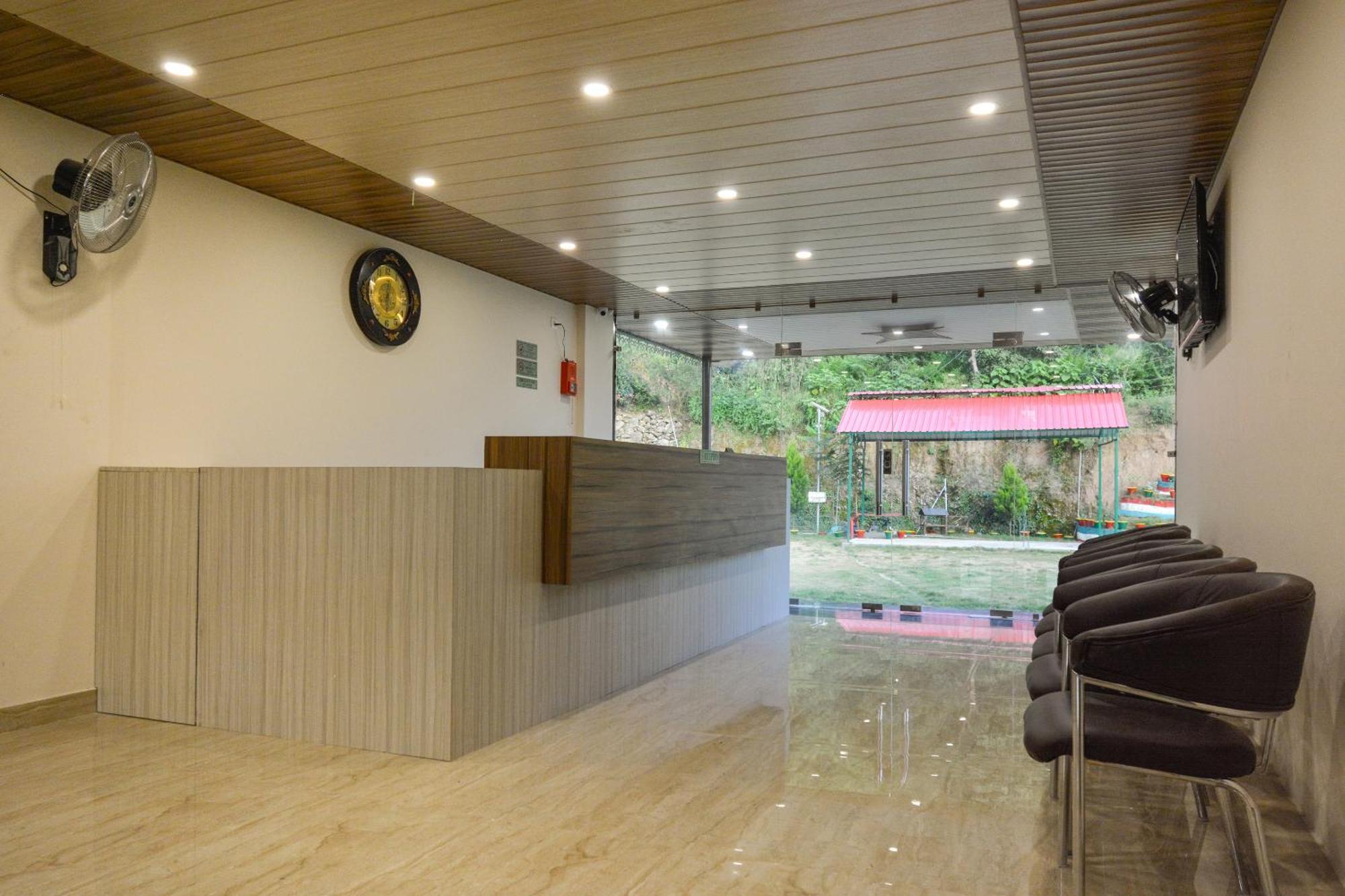 Nakshatra Resort Kunihar Kültér fotó