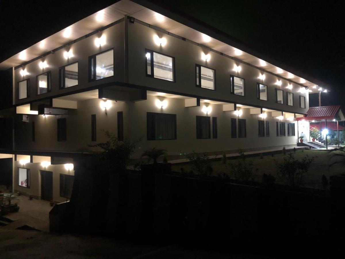 Nakshatra Resort Kunihar Kültér fotó